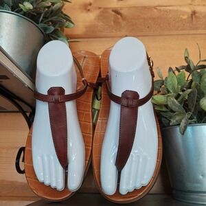Sam‎ Edelman Naomi Brown Leather Shoe Thong Sandals Croc Embossed Footbed Sz 9.5